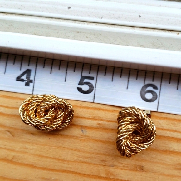 Vintage Designer Grosse (Dior) Germany 14k Gold Triple Braided Not Clip Earrings - Picture 7 of 11